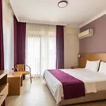 Hotel Siriusmi *