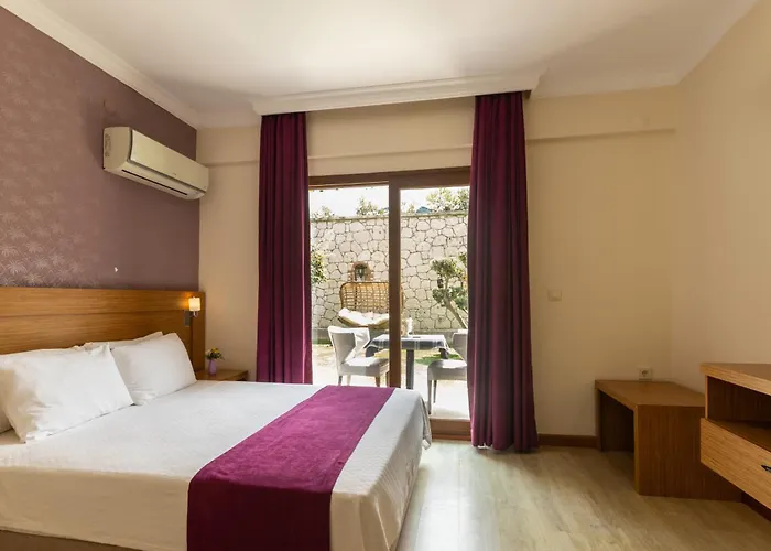 ホテル Siriusmi Çeşme