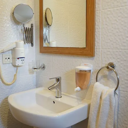 Siriusmi Hotel